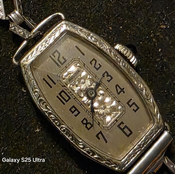 Vintage ART DECO 20S OR 30S BULOVA Silver Watch with Black Numerals - Picture 4 of 12